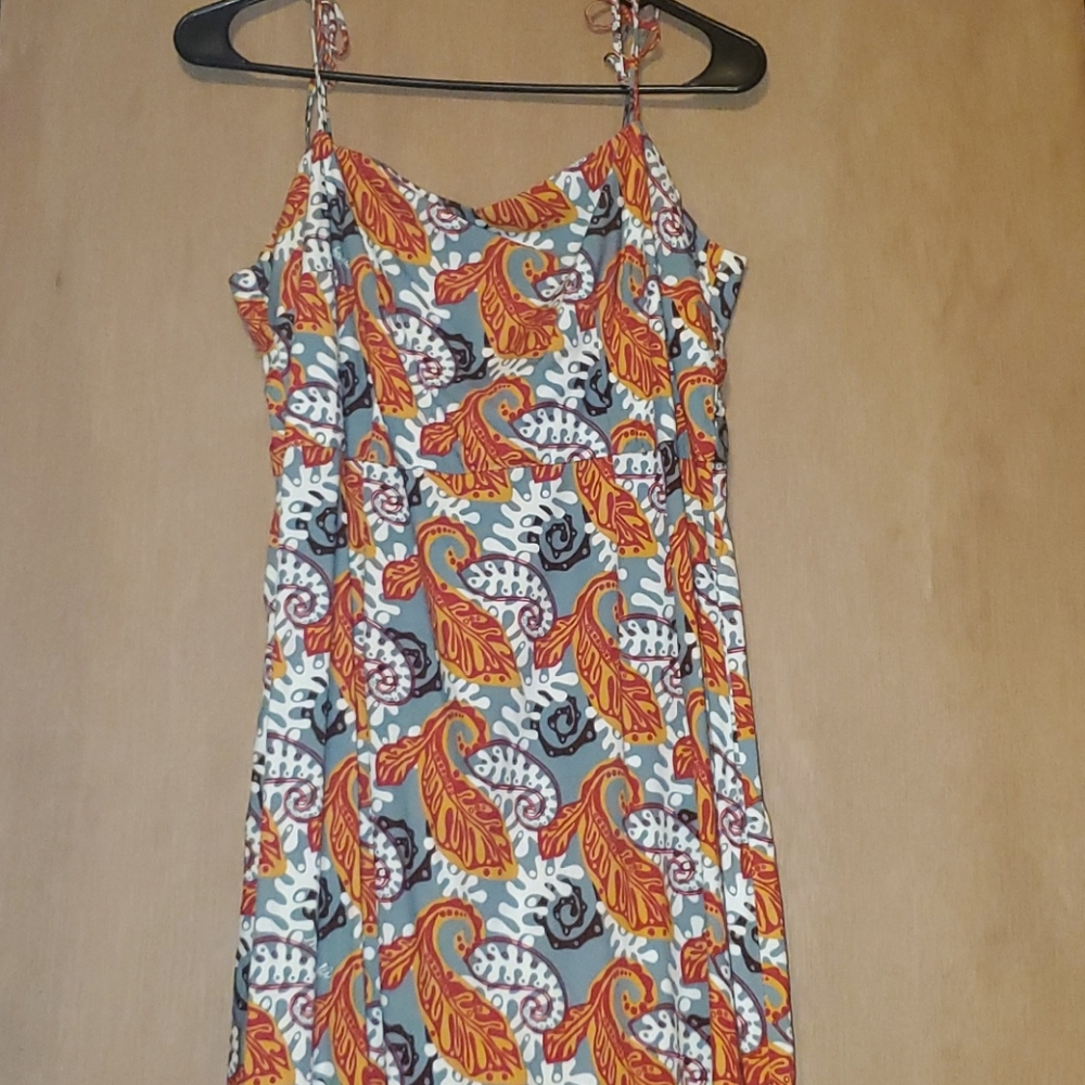 Manuheali'i Midi Dress
